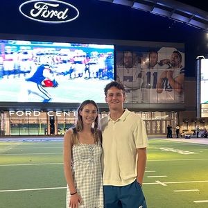 Meet your Posher, Riley